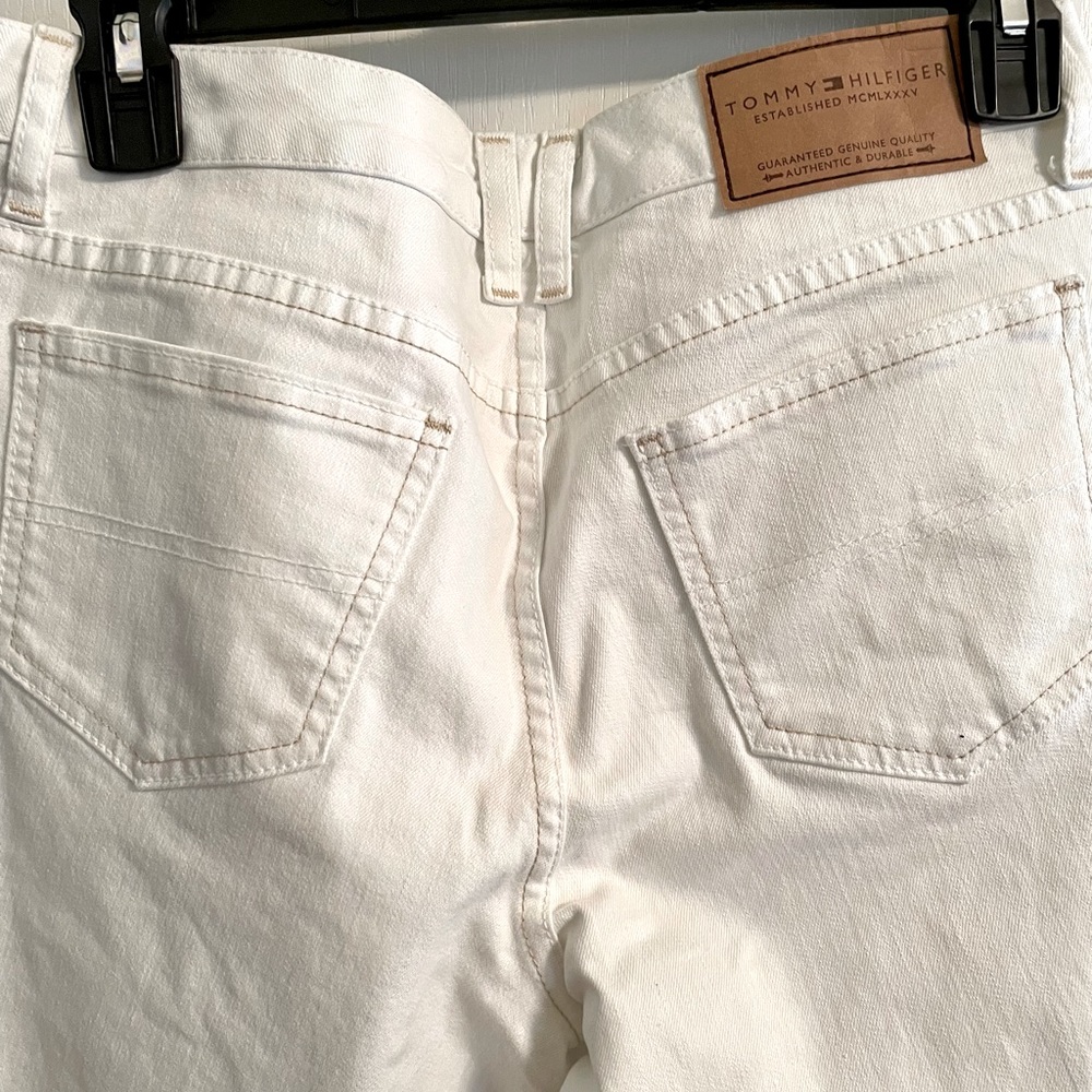Tommy Hilfiger White Capri Jeans size 8